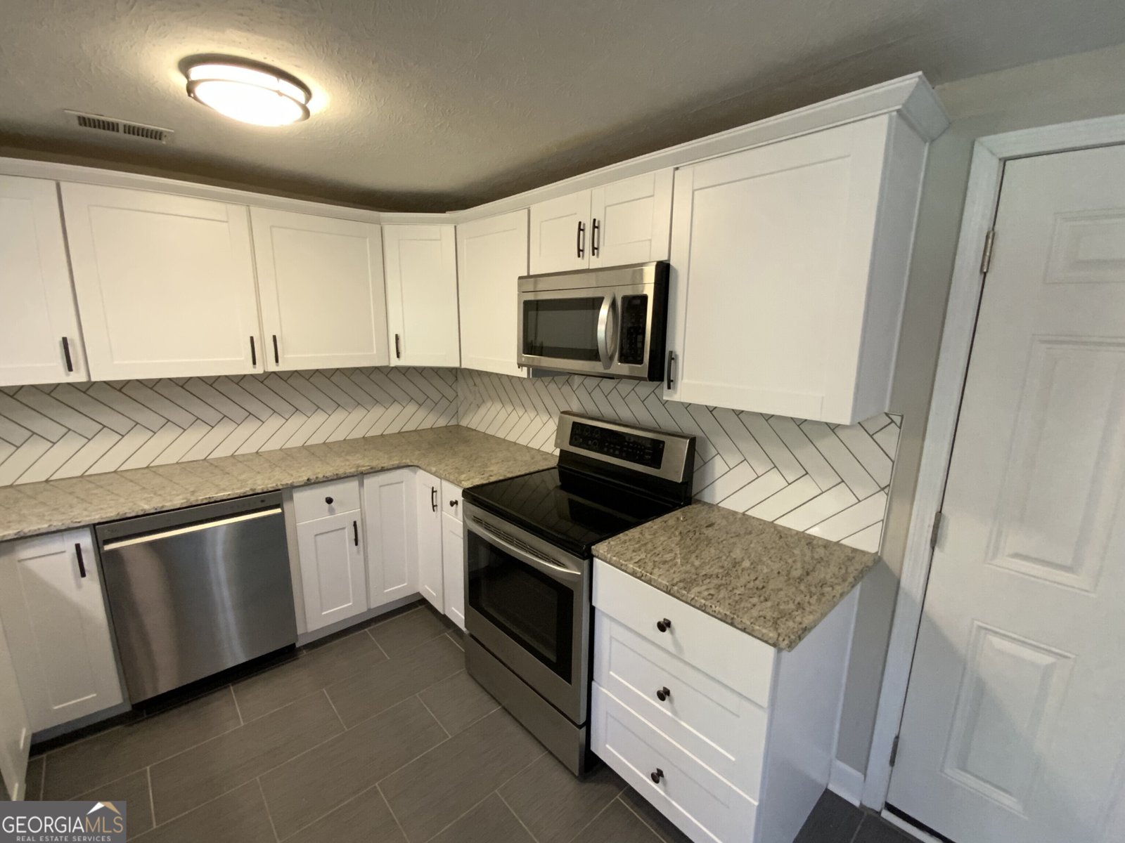 4051 Yeager Road Douglasville - Photo 12
