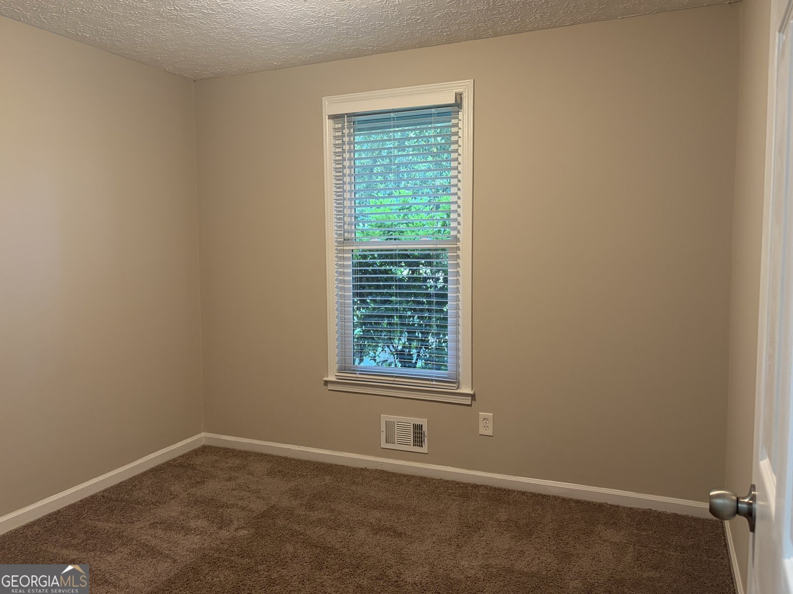 2003 Tara Court Kennesaw - Photo 6