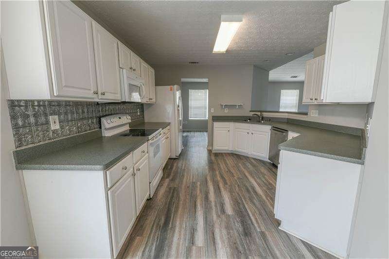 3590 Hamilton Creek Trail Buford - Photo 10