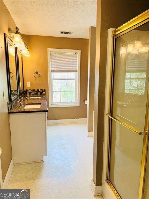 543 Saddle Ridge Drive Bethlehem - Photo 16