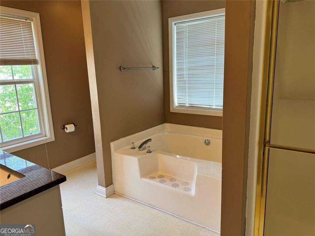 543 Saddle Ridge Drive Bethlehem - Photo 18