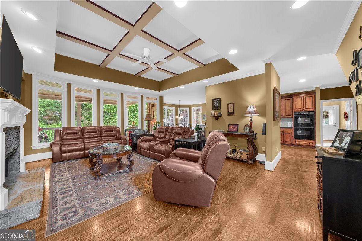 7630 Stratton Point Suwanee - Photo 12