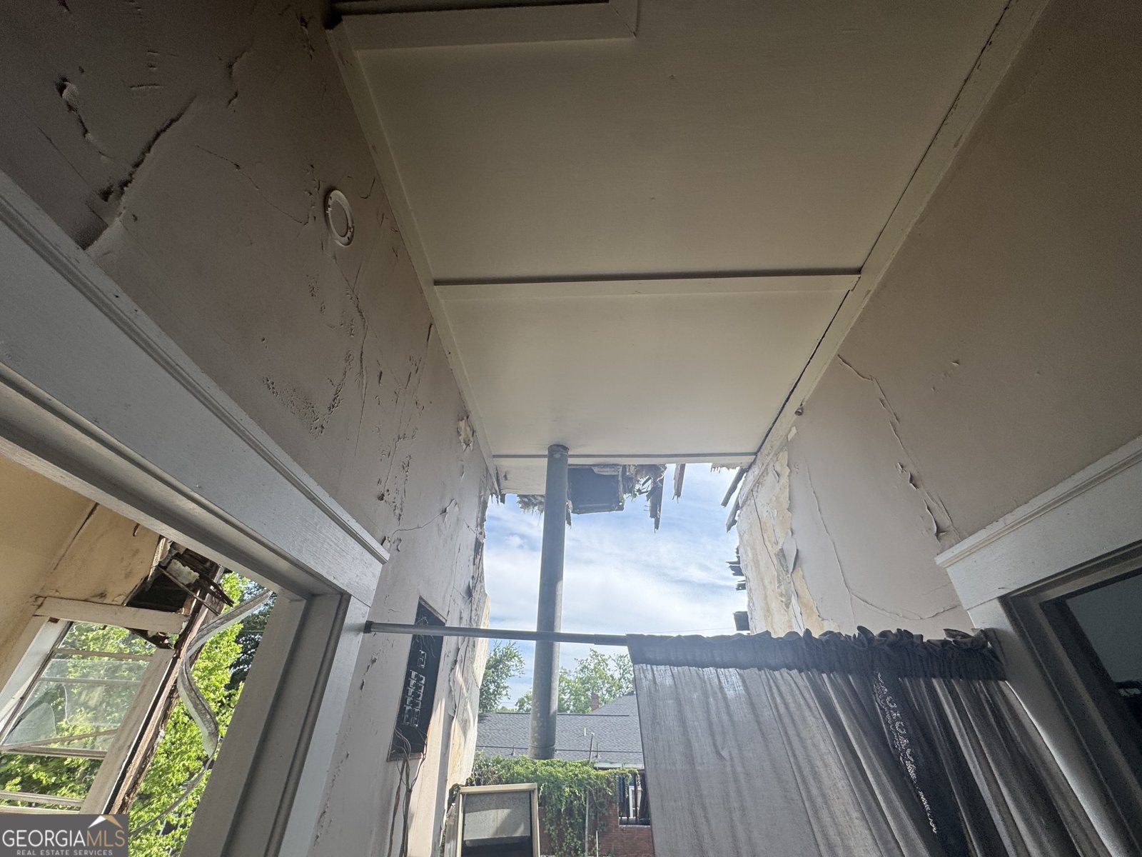 511 39th Street Savannah - Photo 8