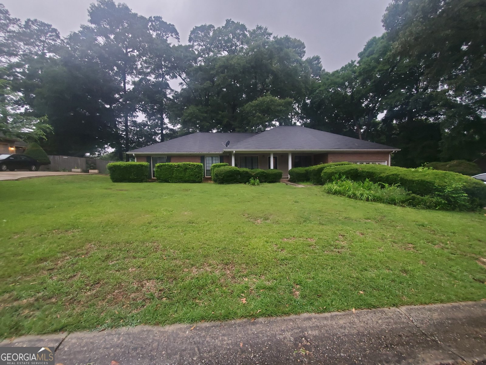 205 Forest Mill Drive Warner Robins - main photo