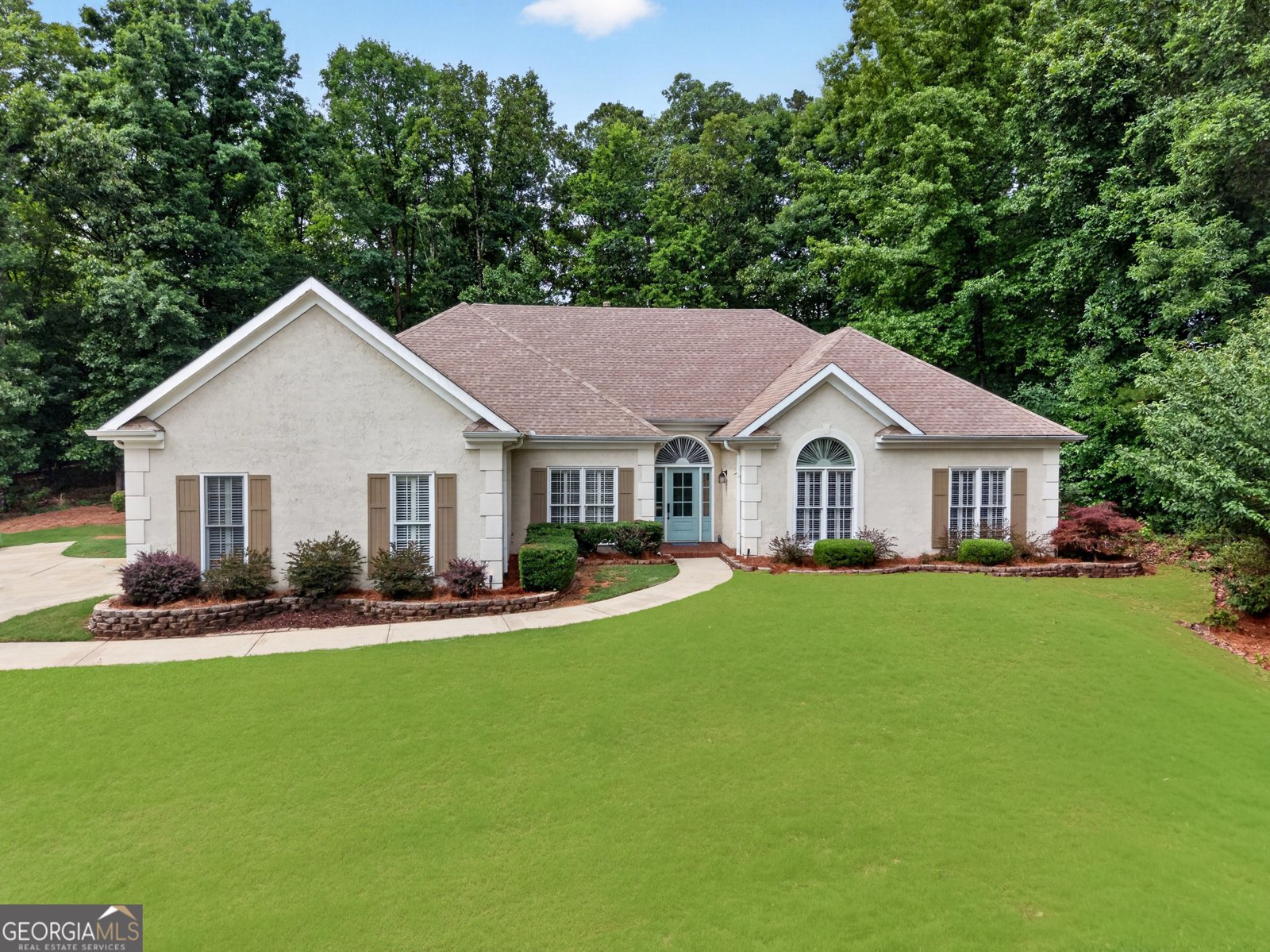 216 Chattan Trail Peachtree City - main photo