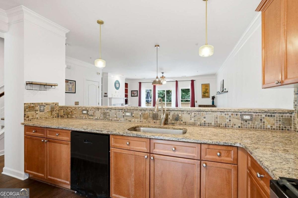 1243 Harris Commons Place Roswell - Photo 9