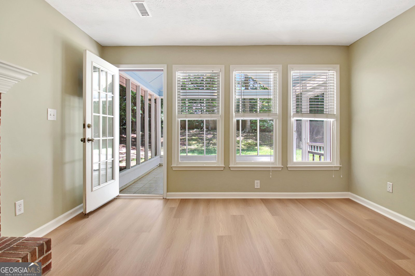 324 Legacy Lane Peachtree City - Photo 13