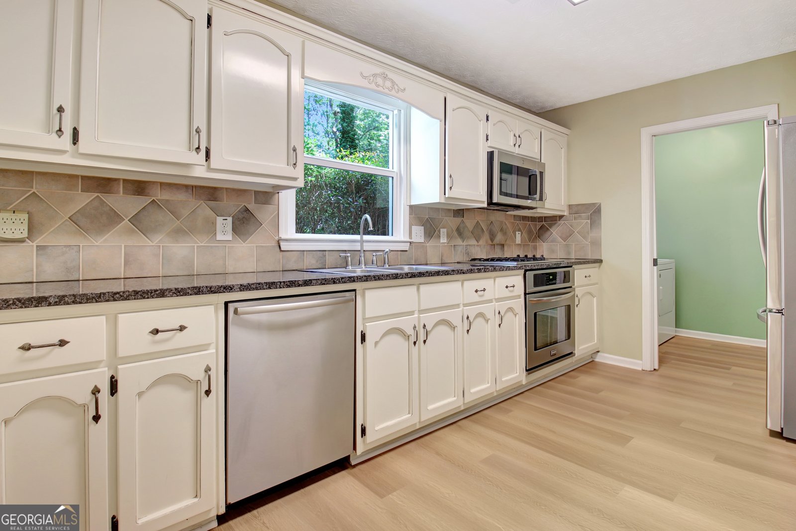 324 Legacy Lane Peachtree City - Photo 18