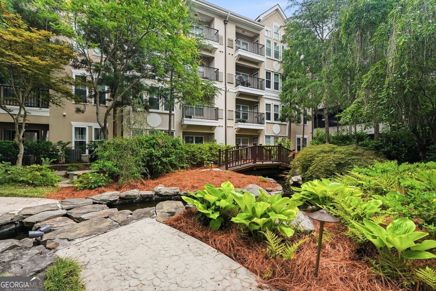 1850 Cotillion Drive Atlanta - main photo
