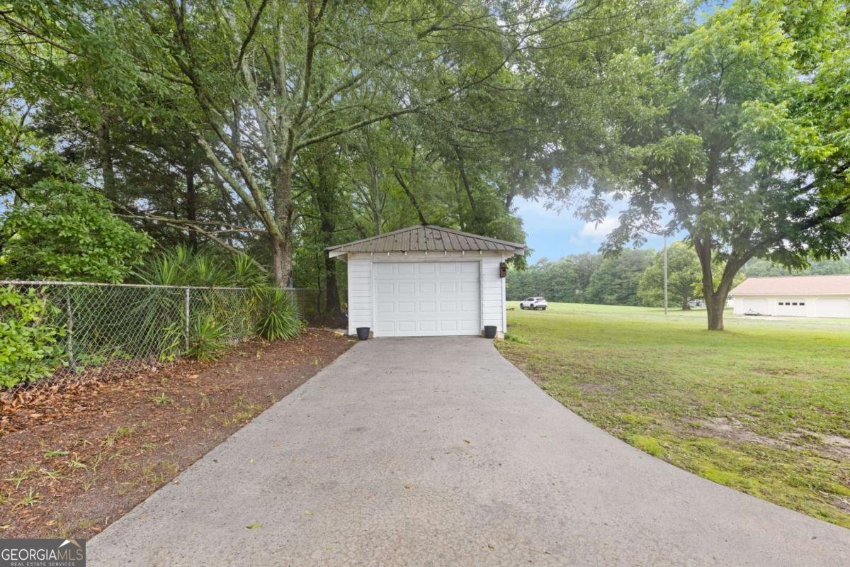378 Highway 81 Loganville - Photo 9