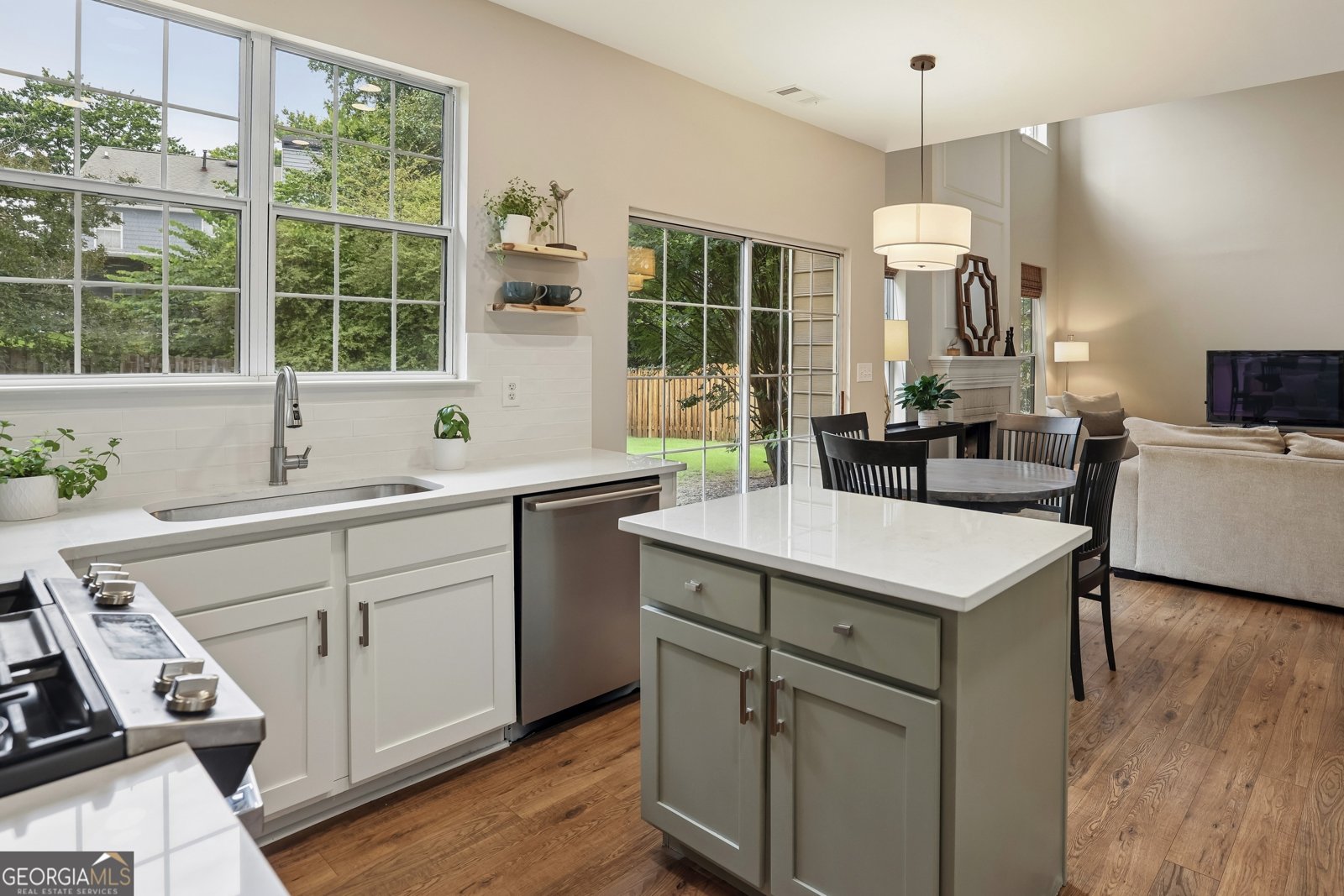 5075 Baywood Drive Roswell - Photo 9