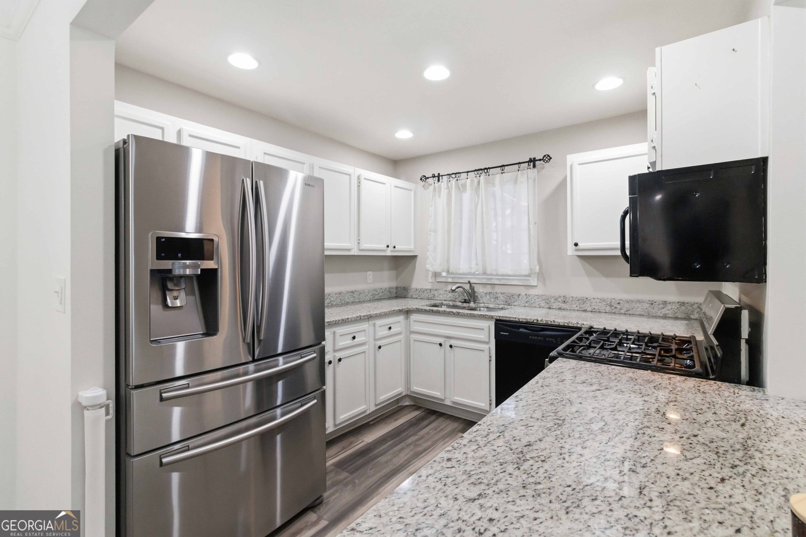 606 Berkeley Woods Drive Duluth - Photo 9