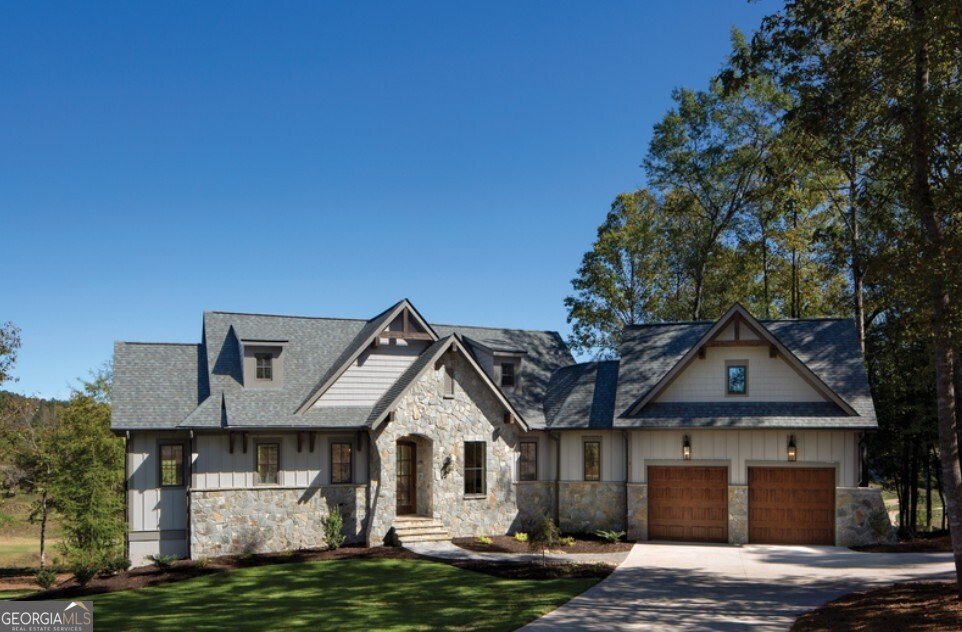 208A Lake Pointe Drive Gainesville - main photo
