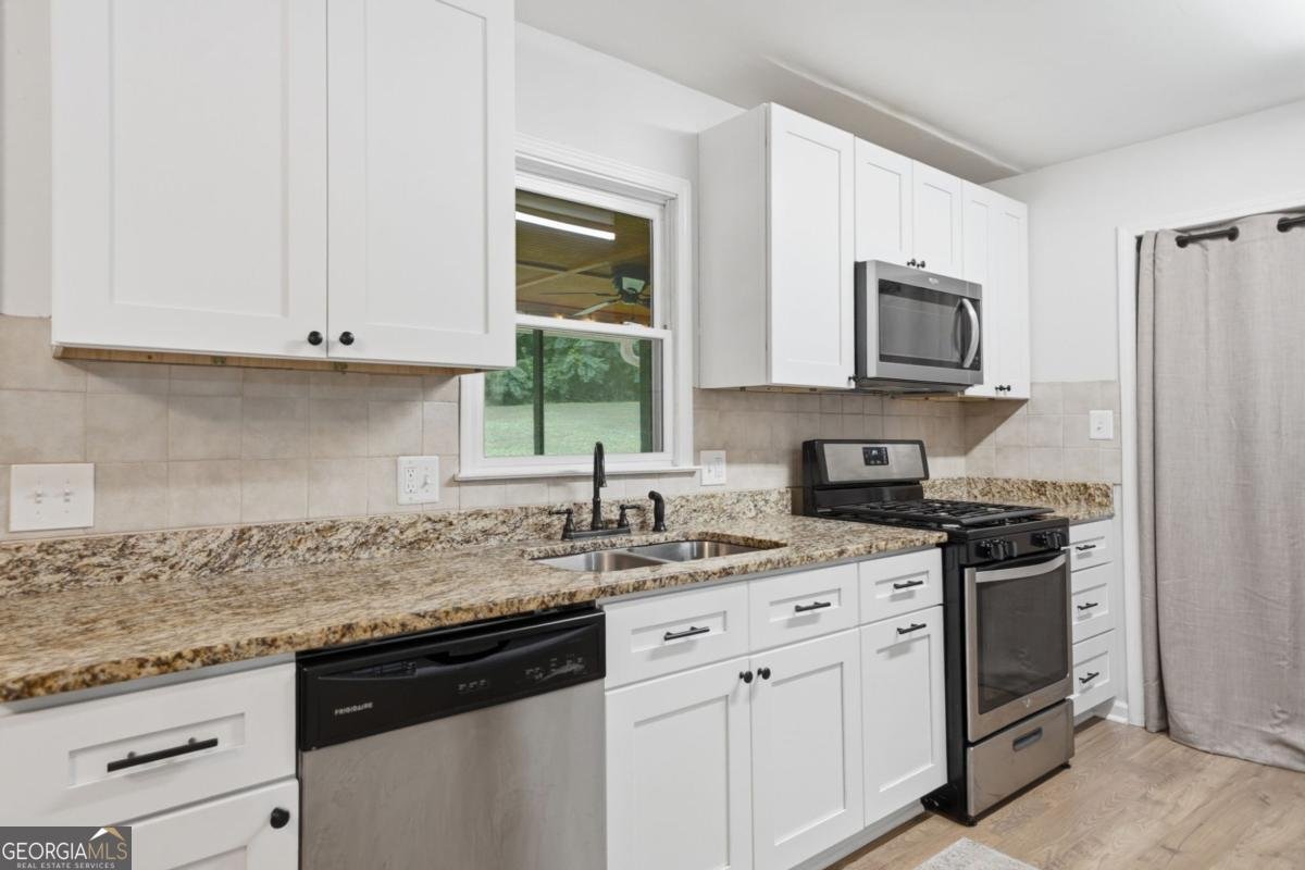 1550 Fincher Court Cumming - Photo 10