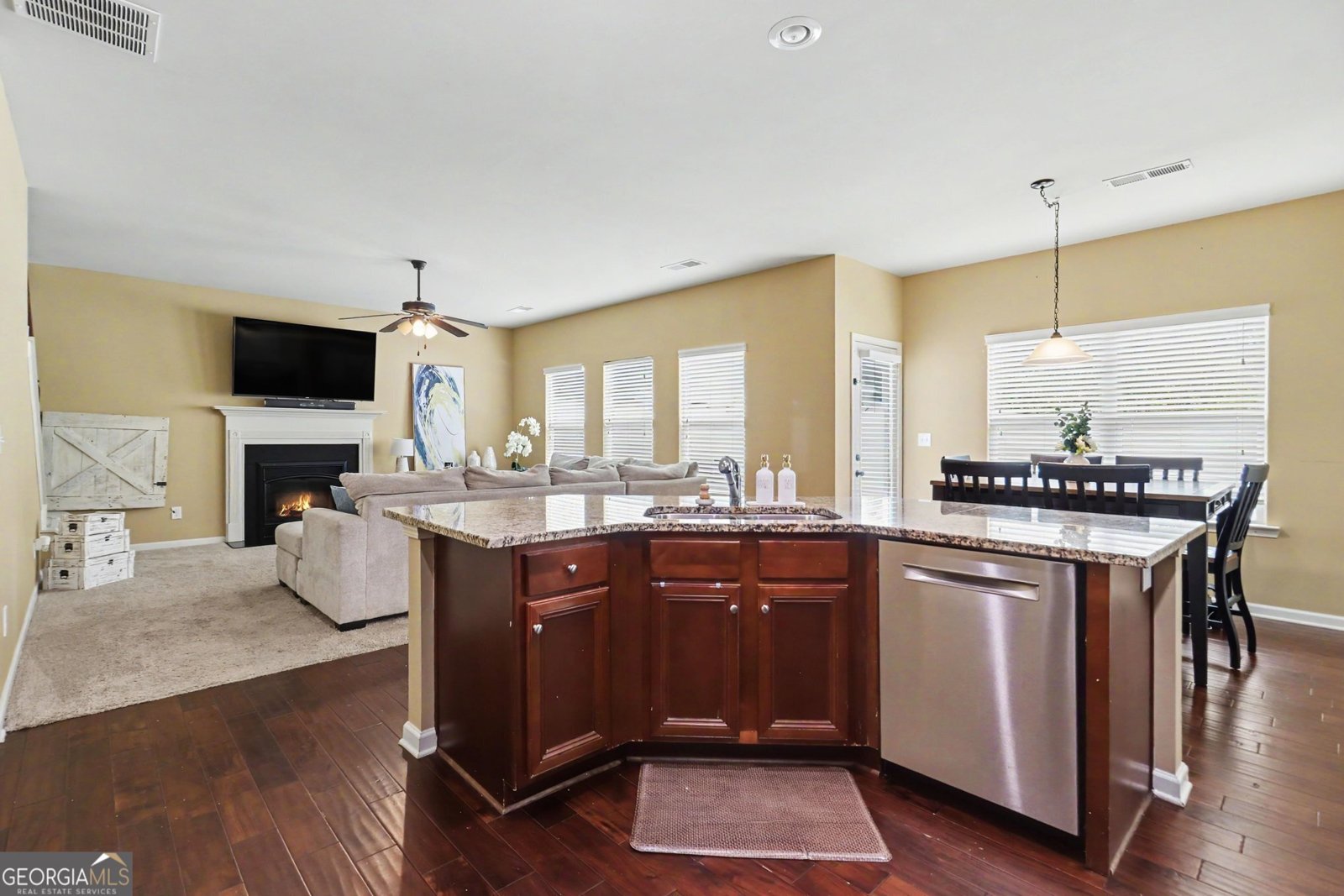 98 Village Park Drive Newnan - Photo 13