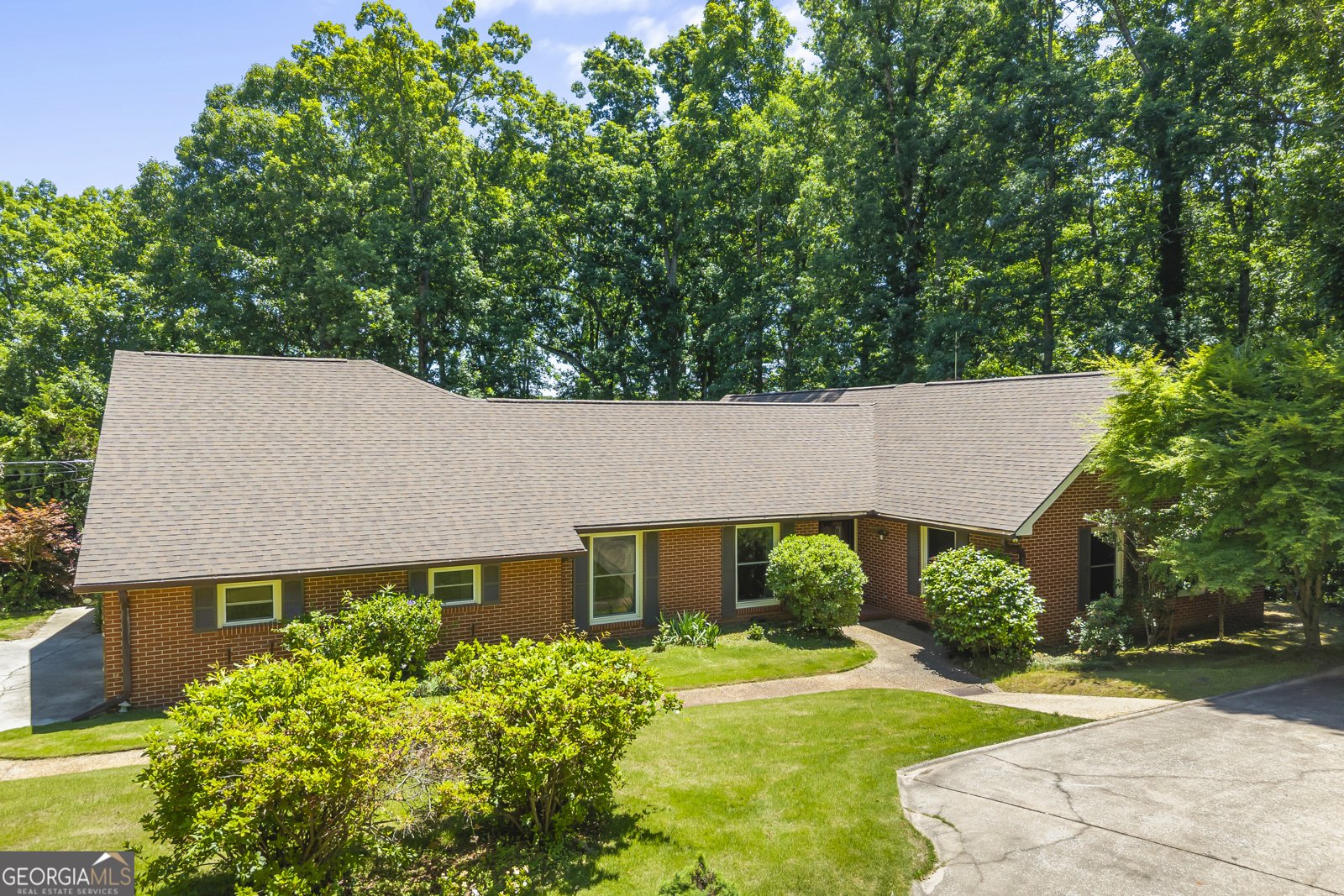 511 Rhodes Drive Elberton - main photo