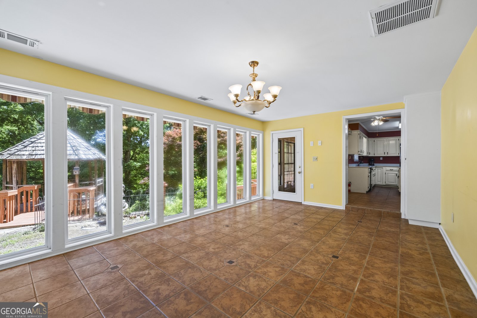 511 Rhodes Drive Elberton - Photo 22