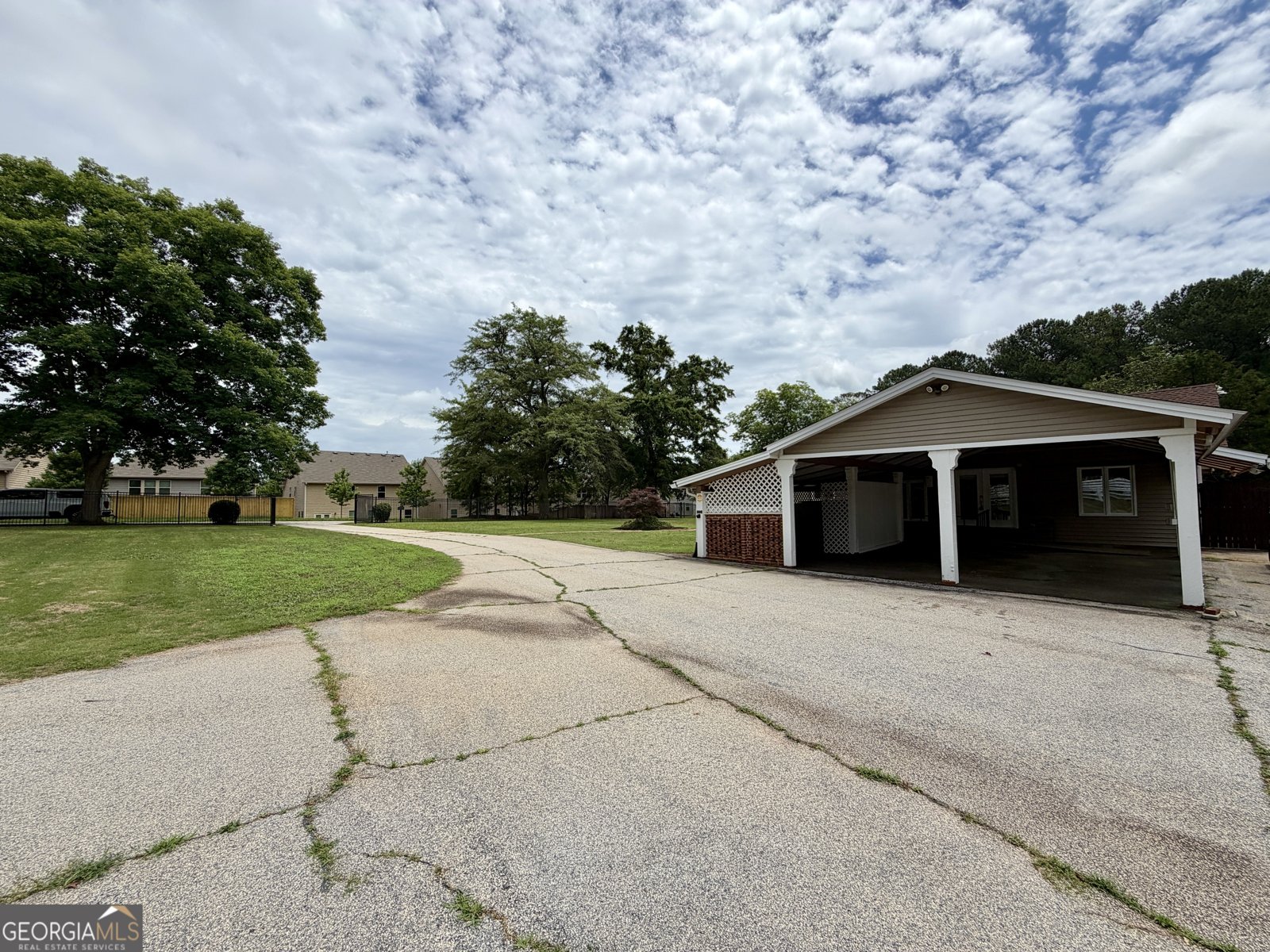 741 Bridges Road McDonough - Photo 8