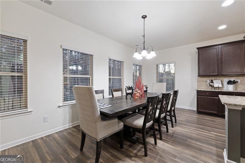 289 Greighmoor Court Loganville - Photo 13