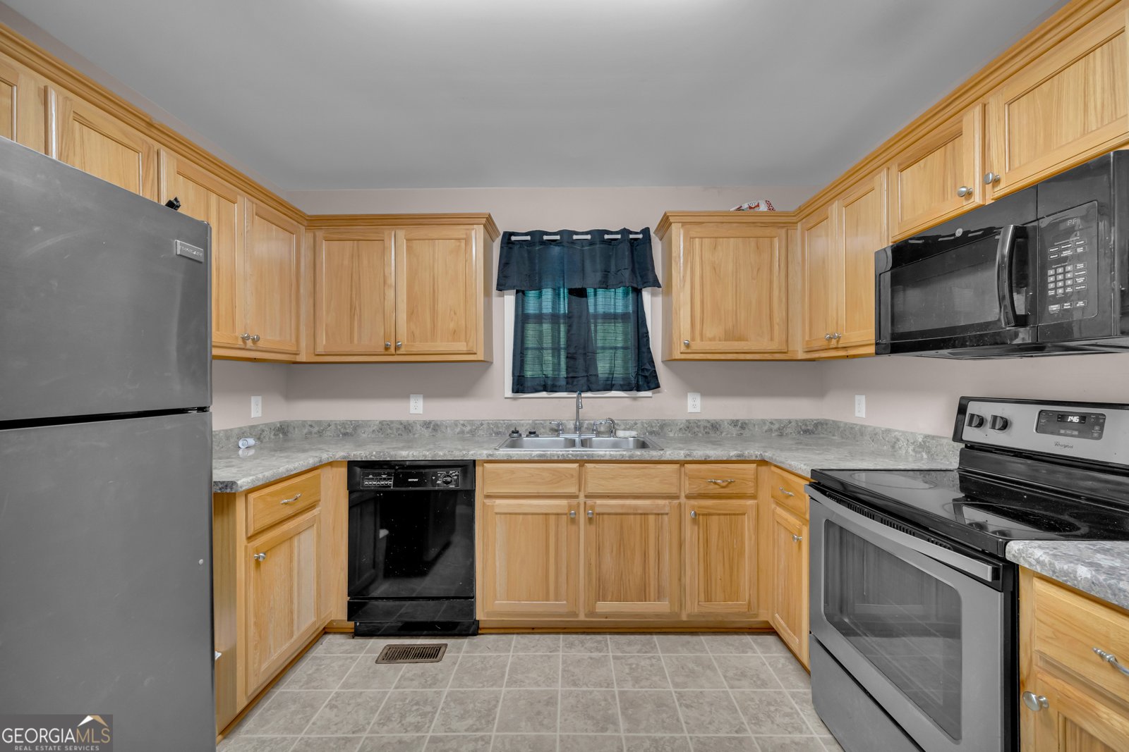 26 Candlestick Drive Hull - Photo 16