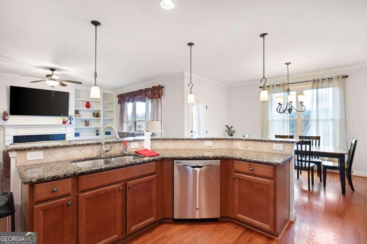 307 Cornerstone Trace Woodstock - Photo 12
