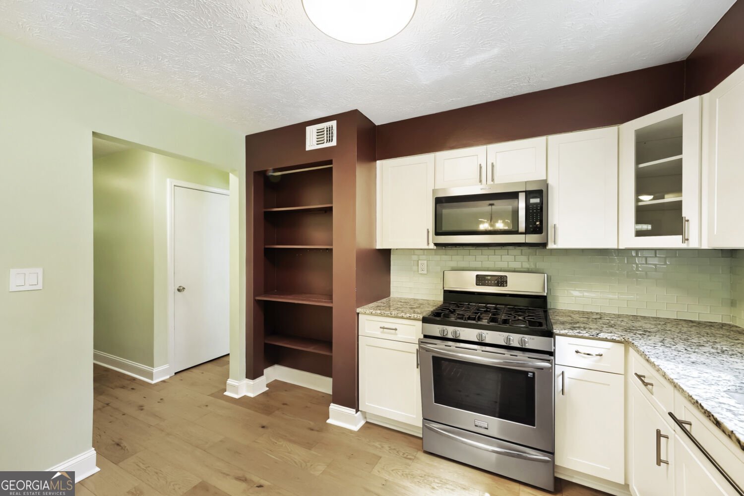 235 Barrington Drive Roswell - Photo 11