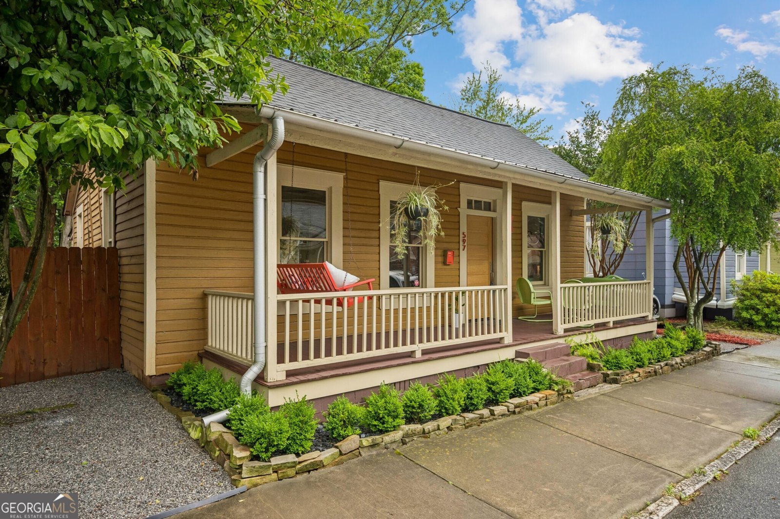 597 Gaskill Street Atlanta - main photo