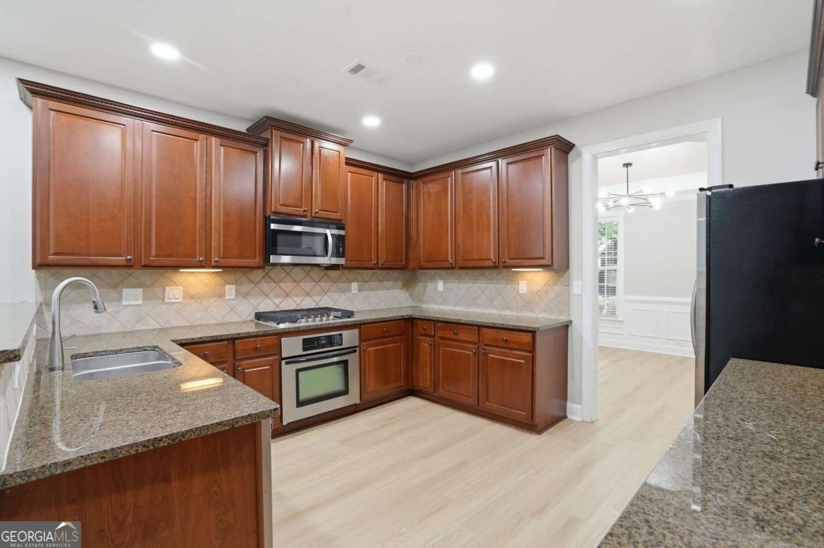 3345 Olivia Court Cumming - Photo 7