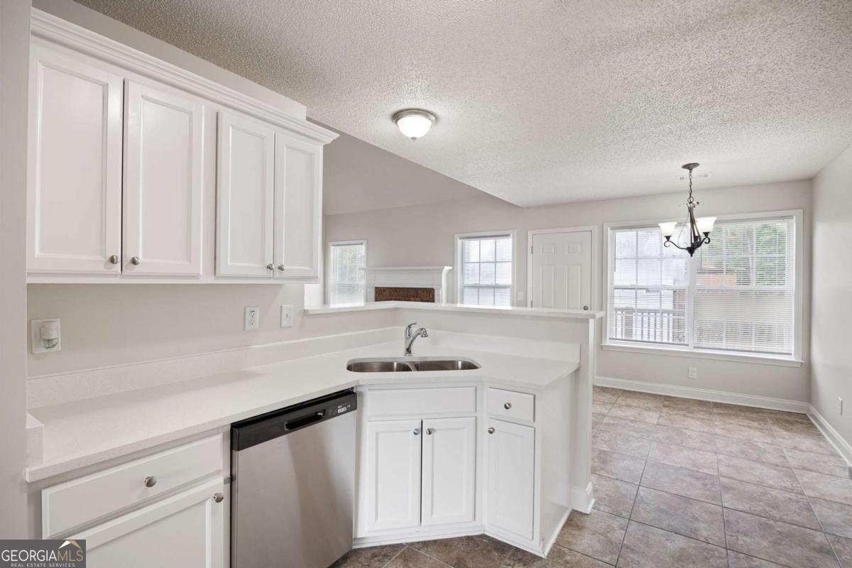 280 Legend Creek Terrace Douglasville - Photo 6