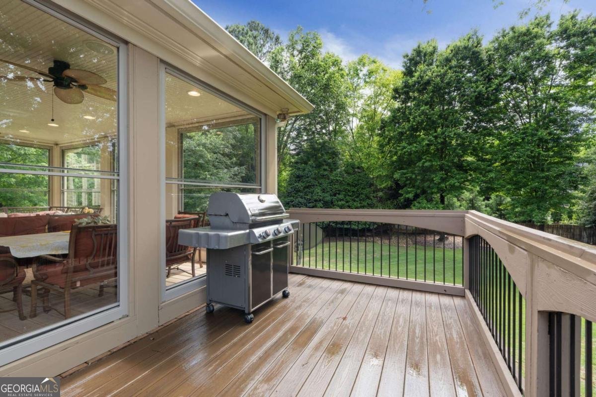 46 Lakecrest Circle Suwanee - Photo 64