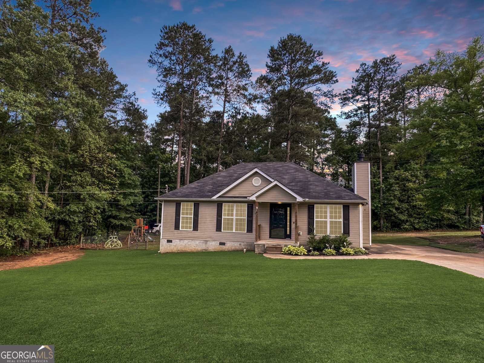 233 Sandy Brook Circle Thomaston - main photo
