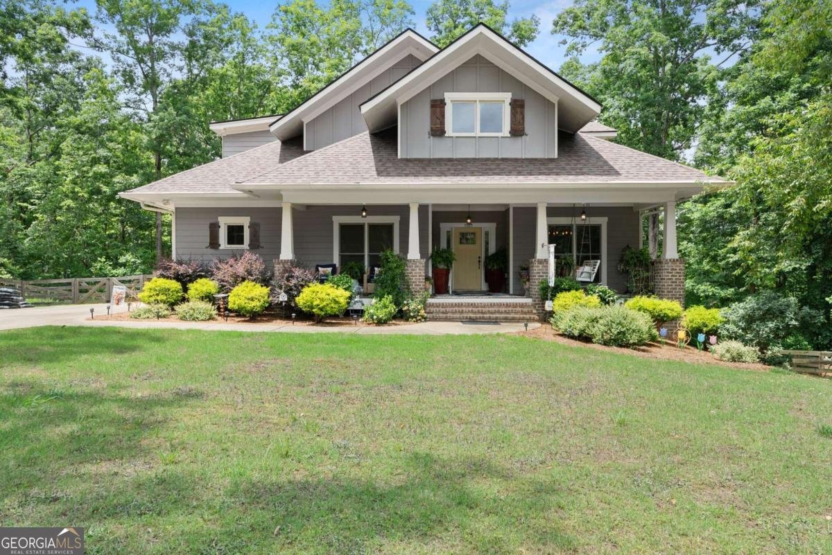 5025 Fountain Spring Drive Gainesville - main photo