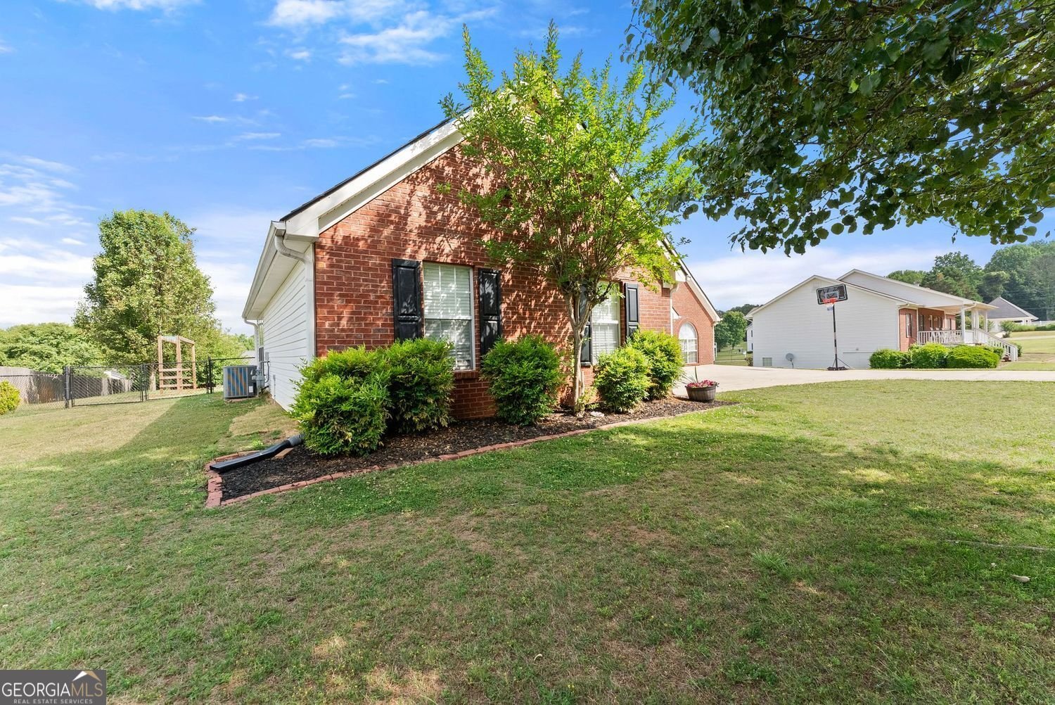 4518 Summerset Drive Gainesville - Photo 6