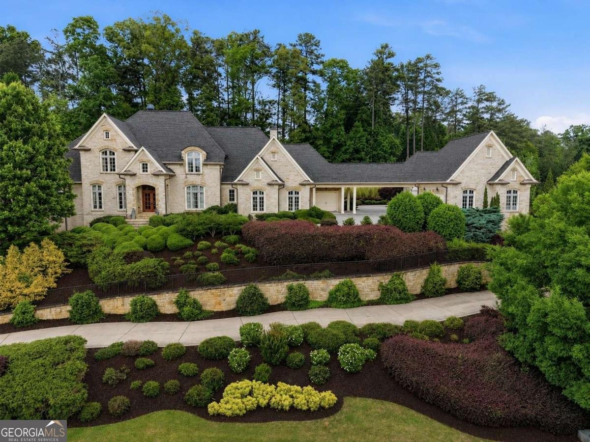 4998 Gunnison Trace Suwanee - main photo