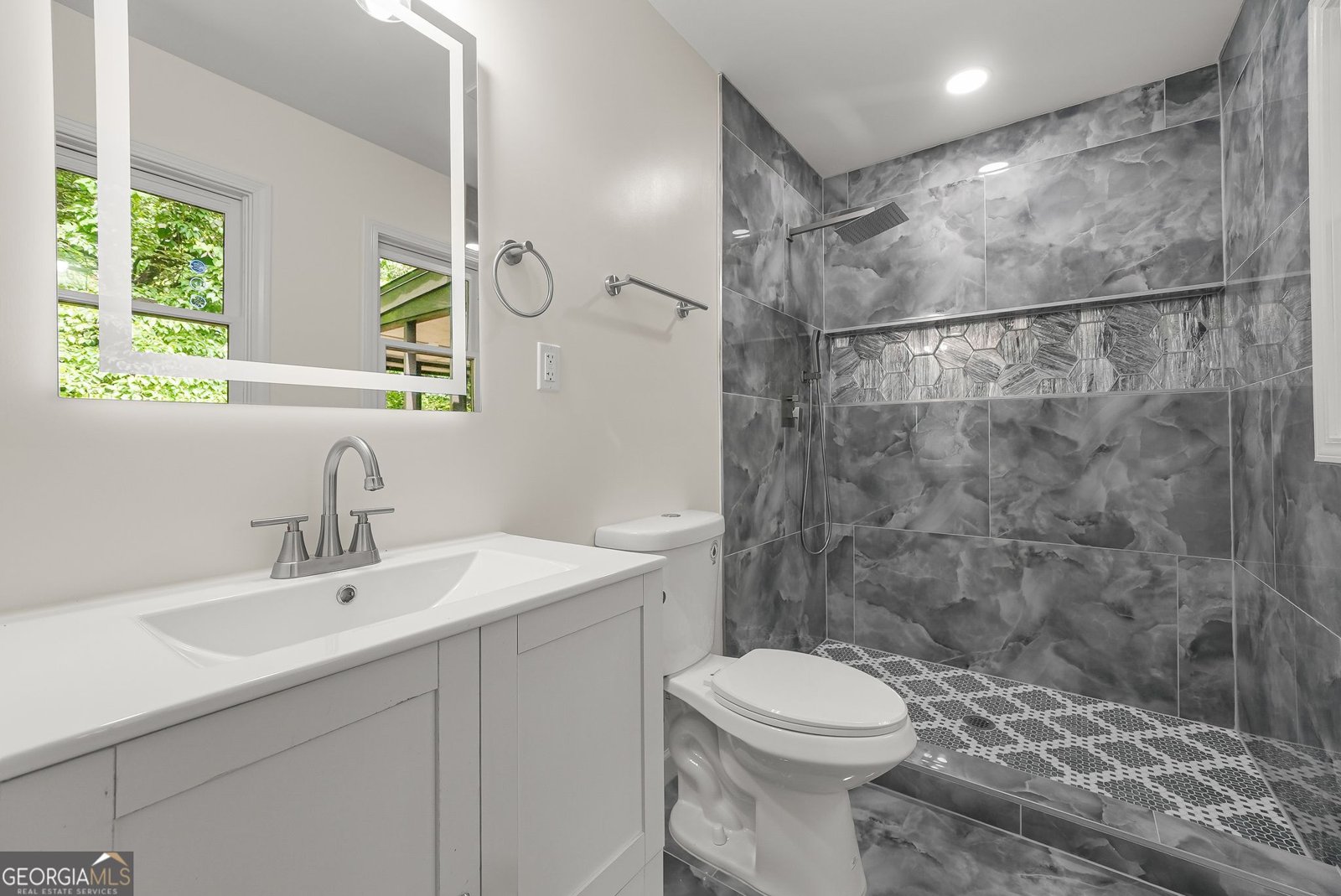 2402 Dawn Drive Decatur - Photo 17
