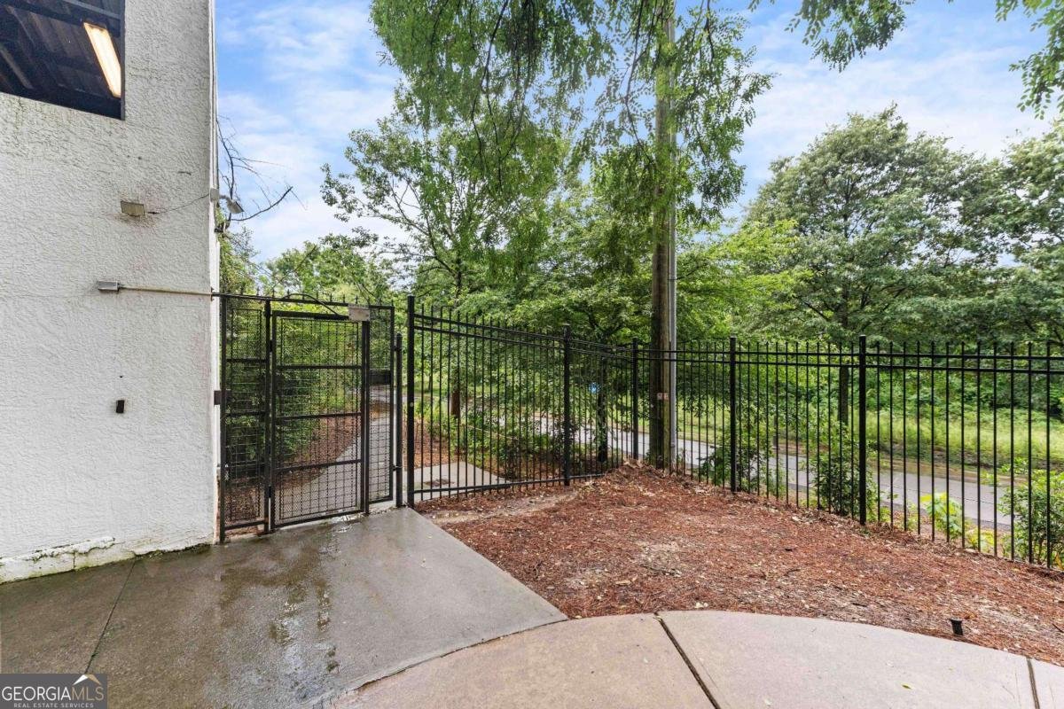 821 Ralph Mcgill Boulevard Atlanta - Photo 32
