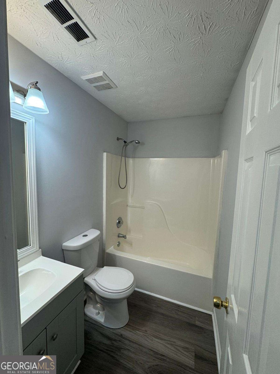 140 Chandler Field Drive Covington - Photo 10