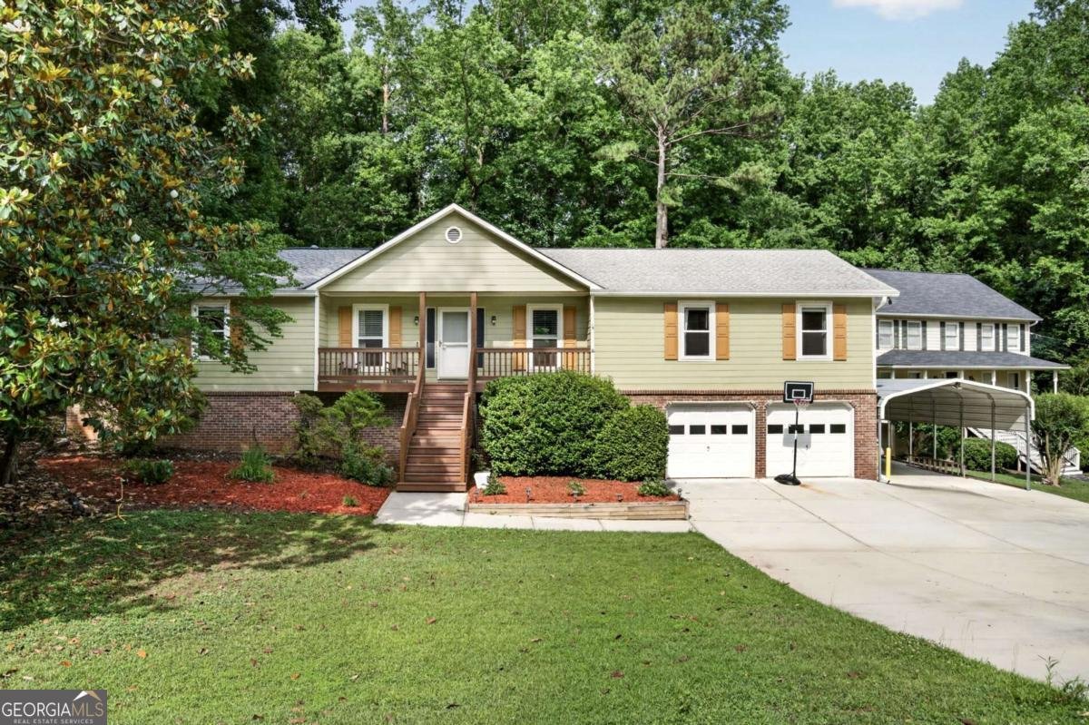 1526 Hickory Drive Lilburn - main photo