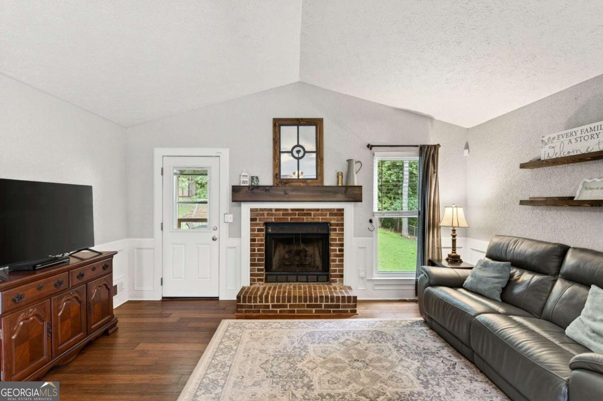 1526 Hickory Drive Lilburn - Photo 9