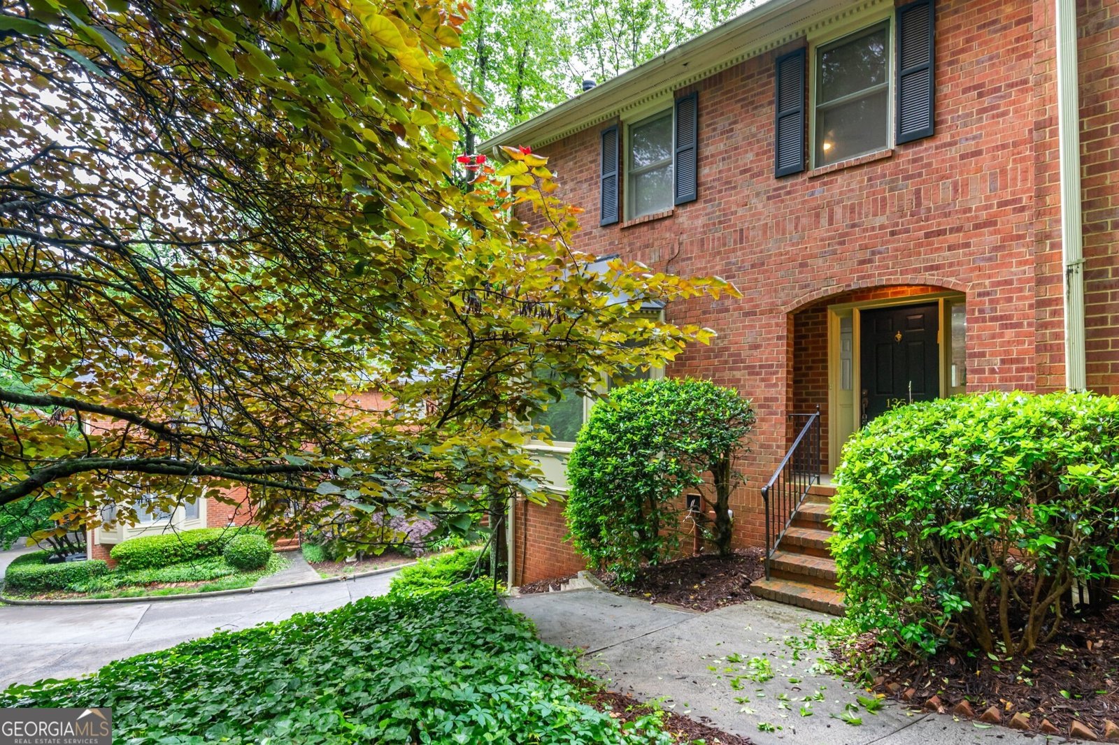 1354 Sheffield Glen Way Atlanta - main photo