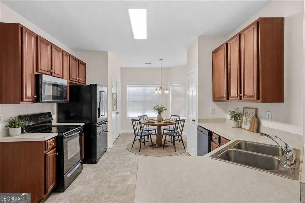 2555 Flat Shoals Road Atlanta - Photo 8