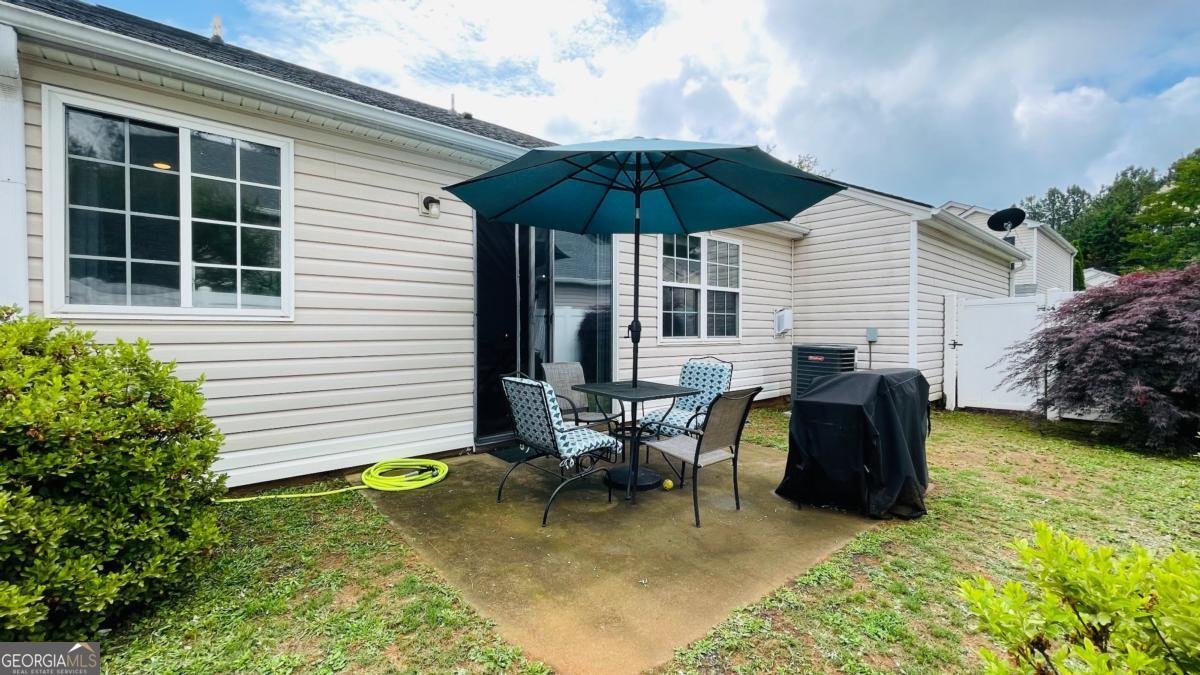 559 Oaks Drive Woodstock - Photo 13
