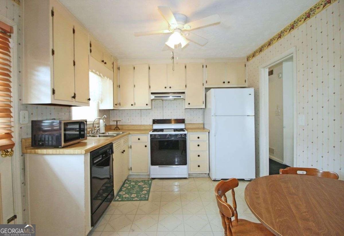 1630 Dove Court Marietta - Photo 8
