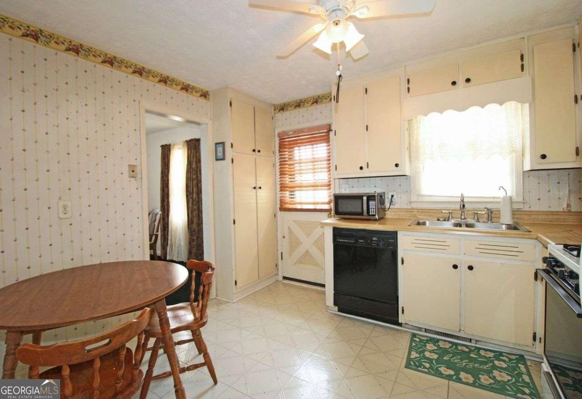 1630 Dove Court Marietta - Photo 9