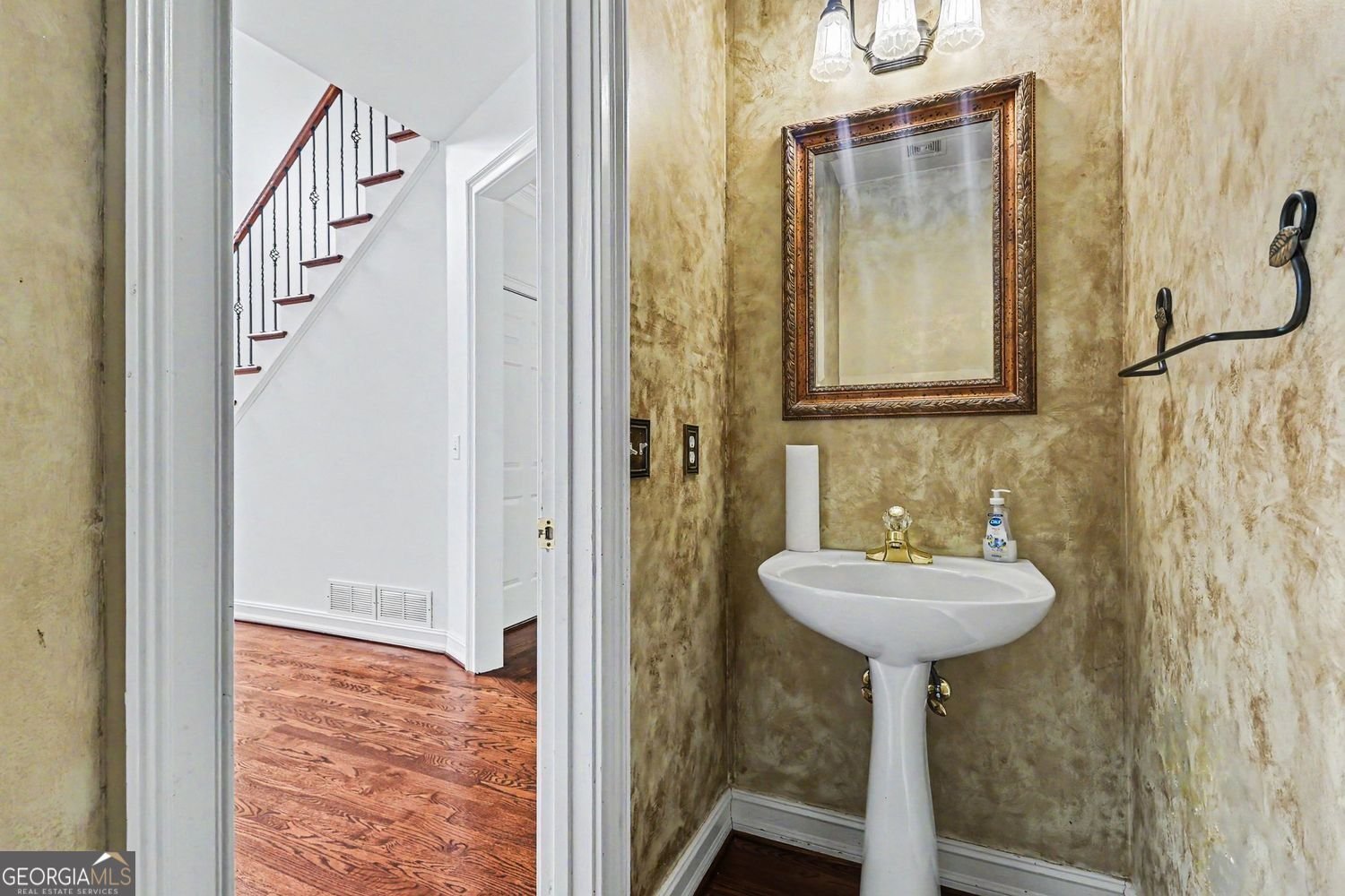 4645 Hamptons Drive Alpharetta - Photo 11
