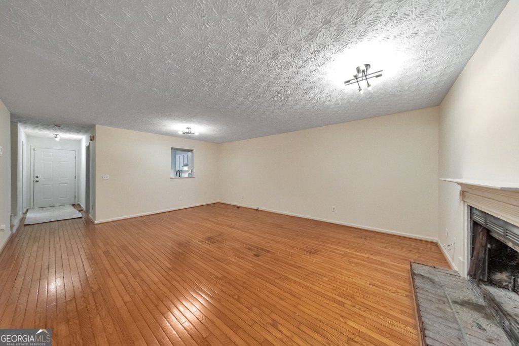 1005 Kennesborough Road Kennesaw - Photo 14