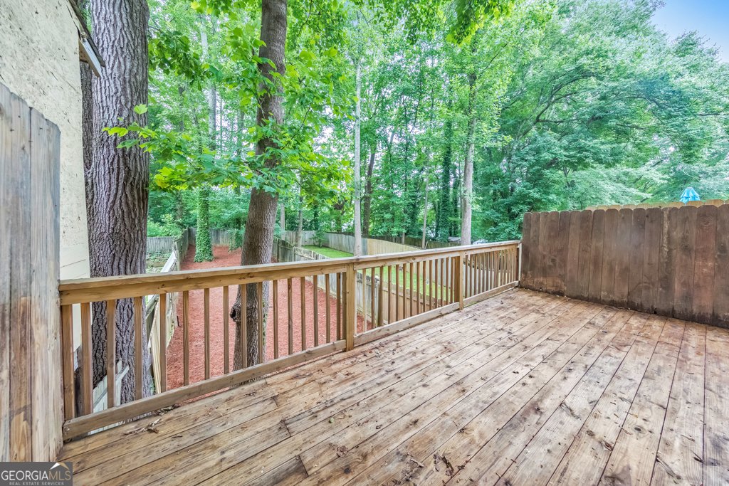 1005 Kennesborough Road Kennesaw - Photo 6