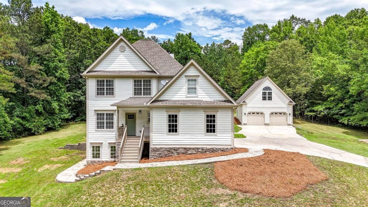 1146 Mann Road Douglasville - main photo