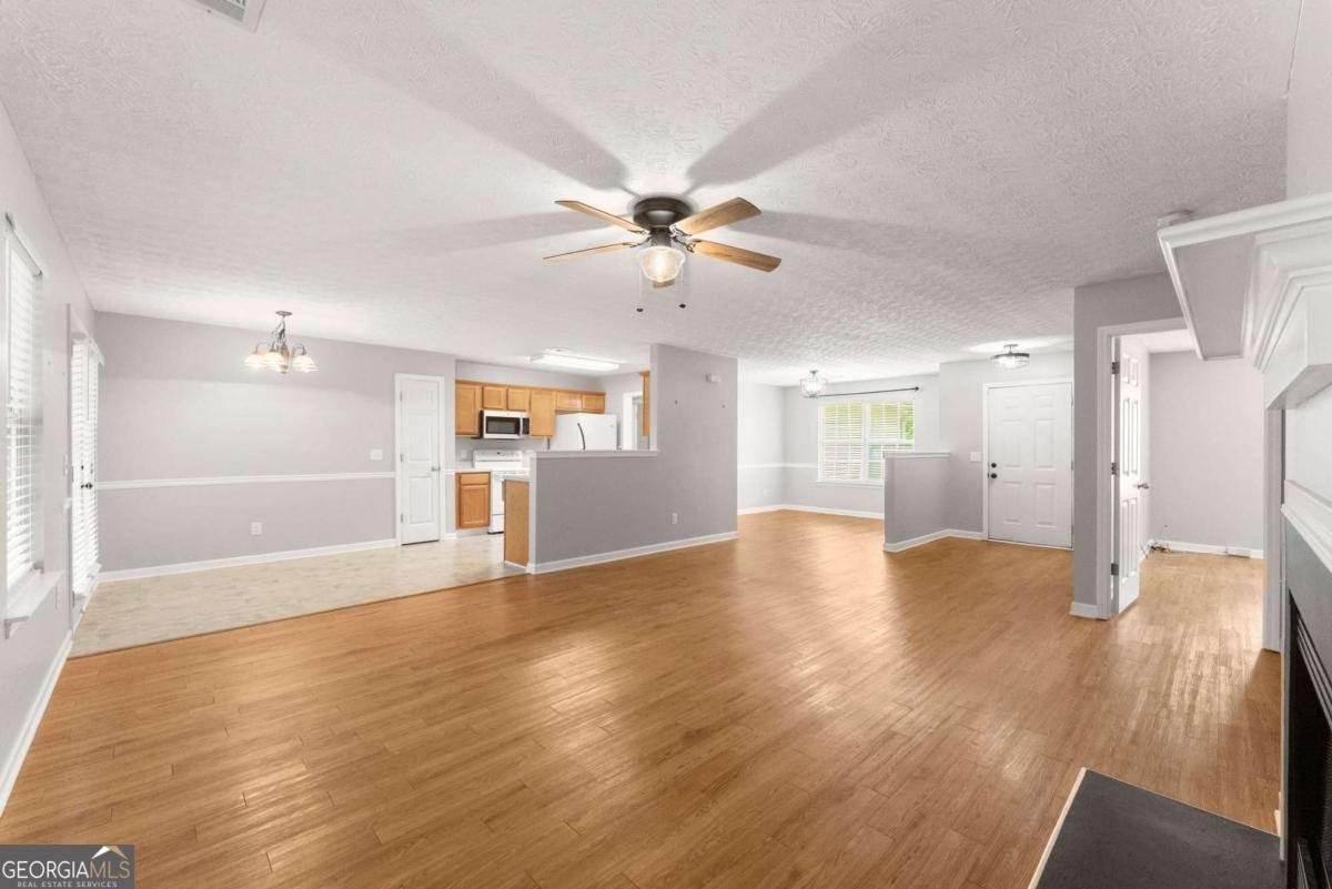 216 Cane Avenue SE Social Circle - Photo 8