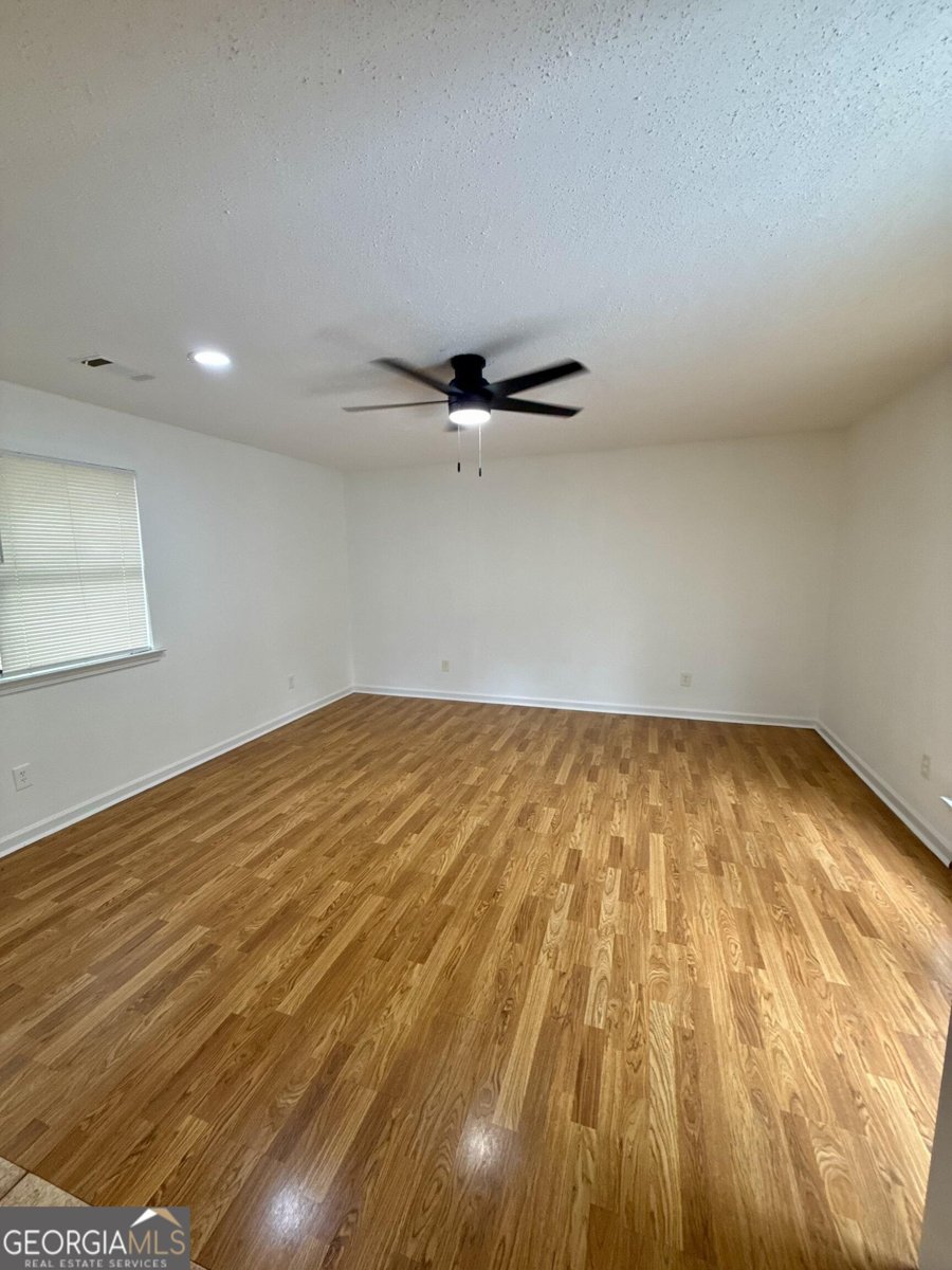 108 Hilltop Circle Stockbridge - Photo 9